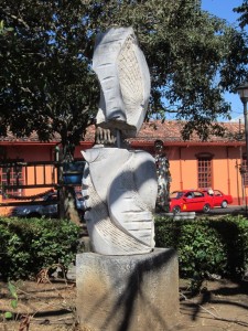 Barva Square Statue 1 